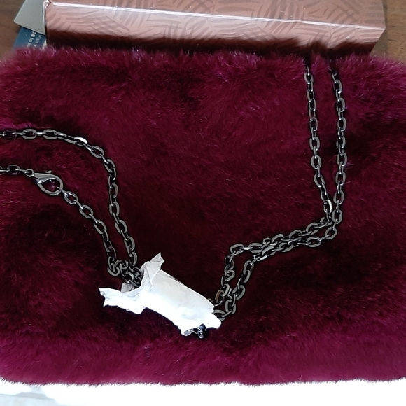 A New Day Clutch Crossbody faux Fur 10x7 - Picture 6 of 9